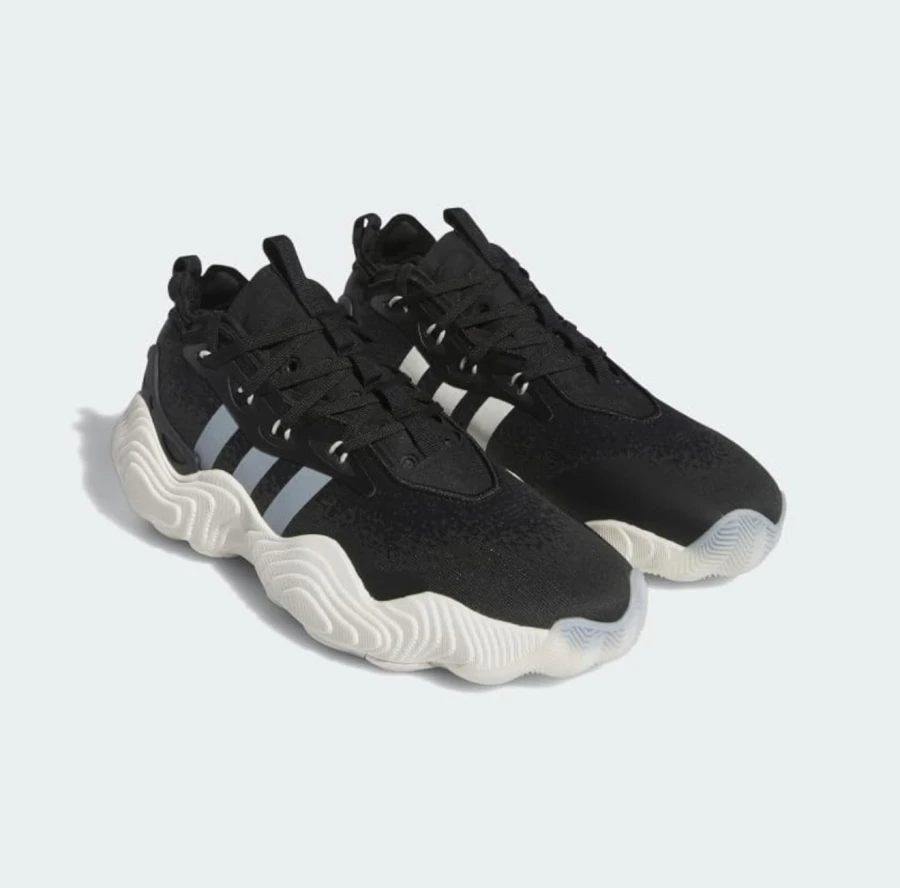 Adidas mens Trae Young 3